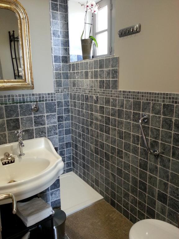 Bed and Breakfast Relais St Jacques - Roanne Saint-Haon-le-Châtel Zimmer foto